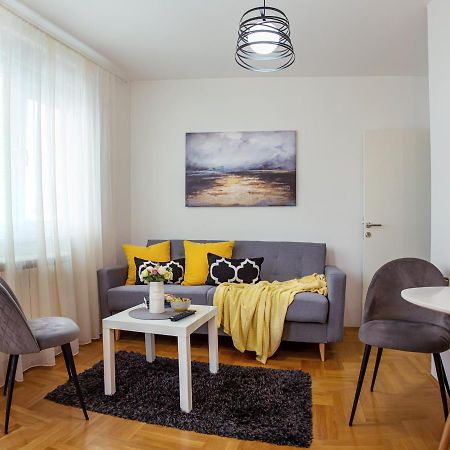 סרמסקה מיטרוביקה Apartman Mia מראה חיצוני תמונה