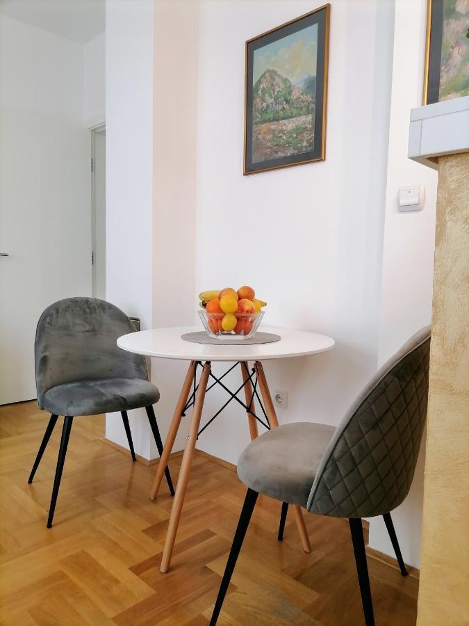 סרמסקה מיטרוביקה Apartman Mia מראה חיצוני תמונה