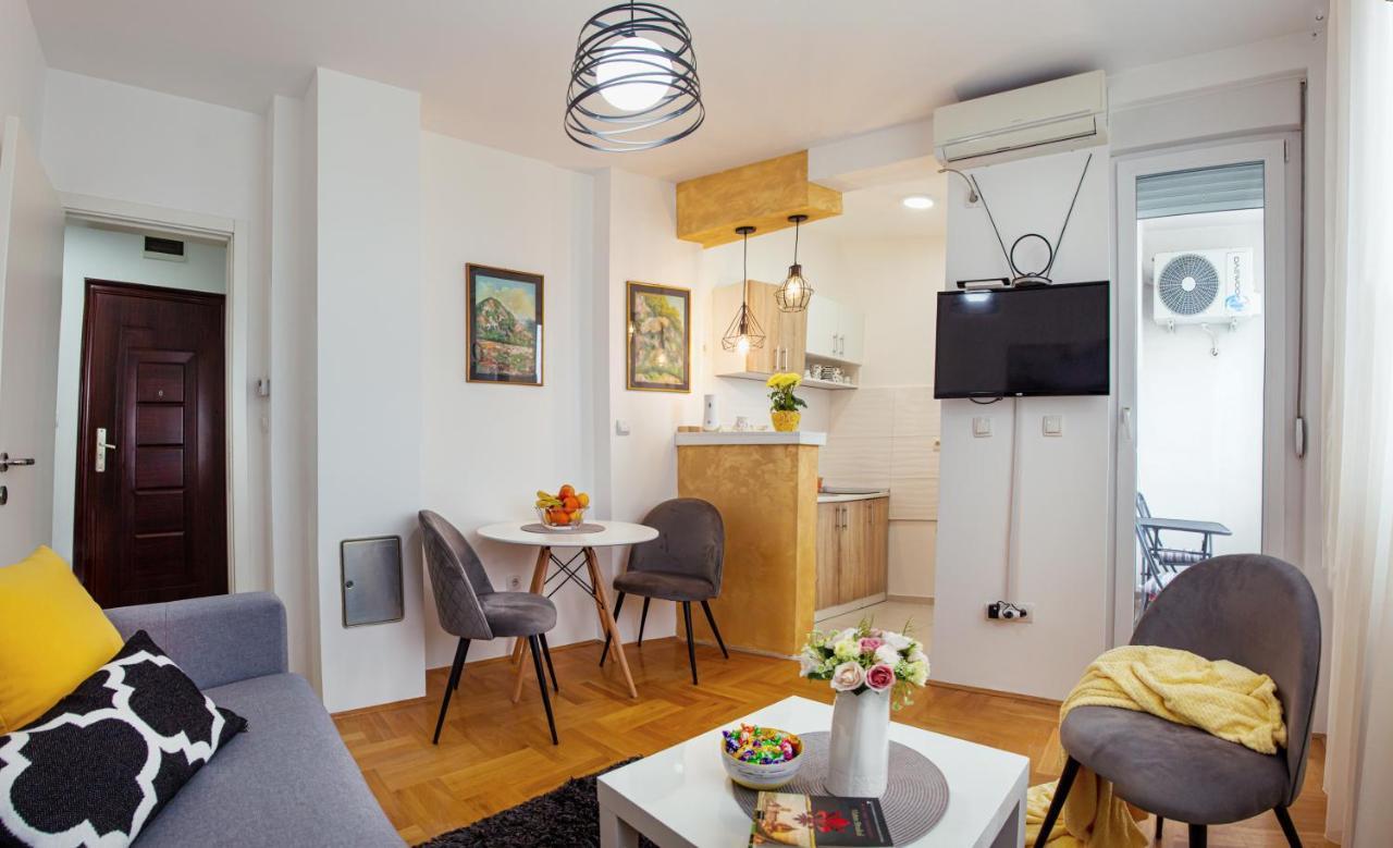 סרמסקה מיטרוביקה Apartman Mia מראה חיצוני תמונה