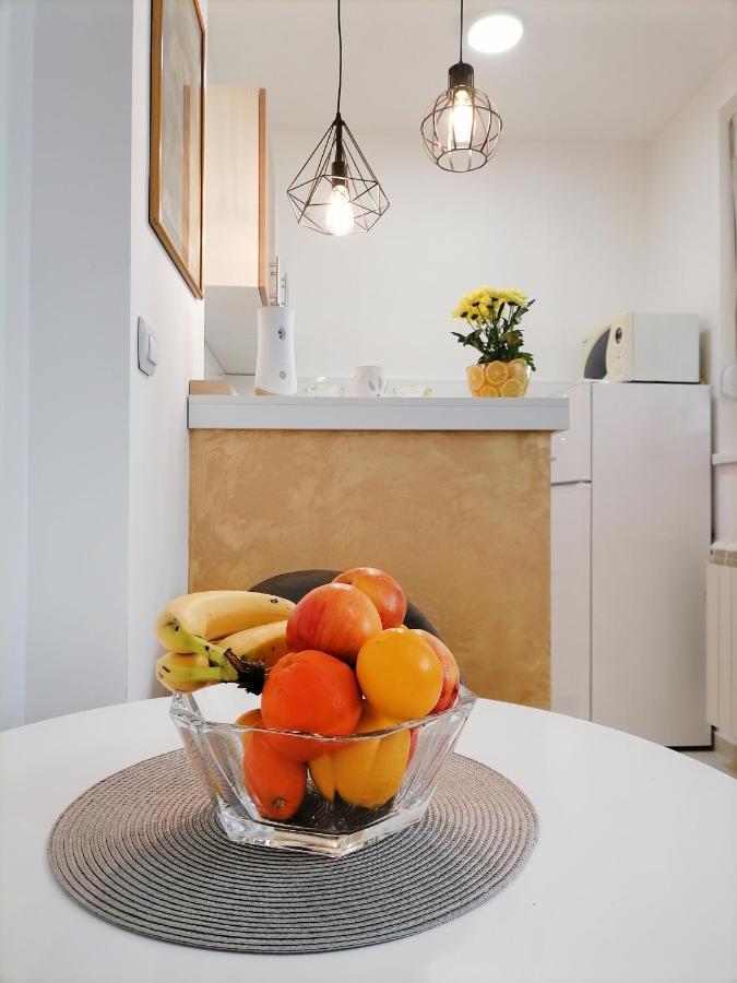 סרמסקה מיטרוביקה Apartman Mia מראה חיצוני תמונה
