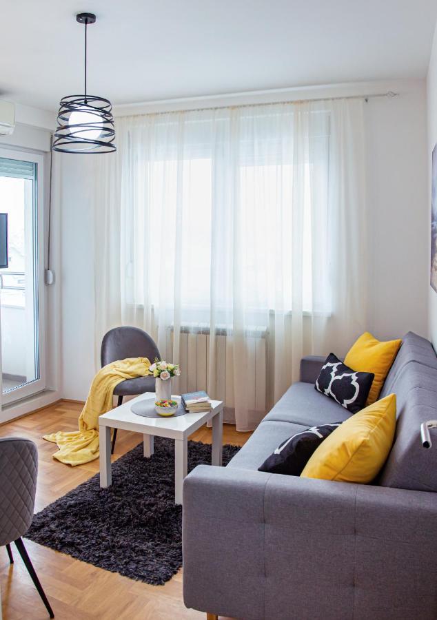 סרמסקה מיטרוביקה Apartman Mia מראה חיצוני תמונה